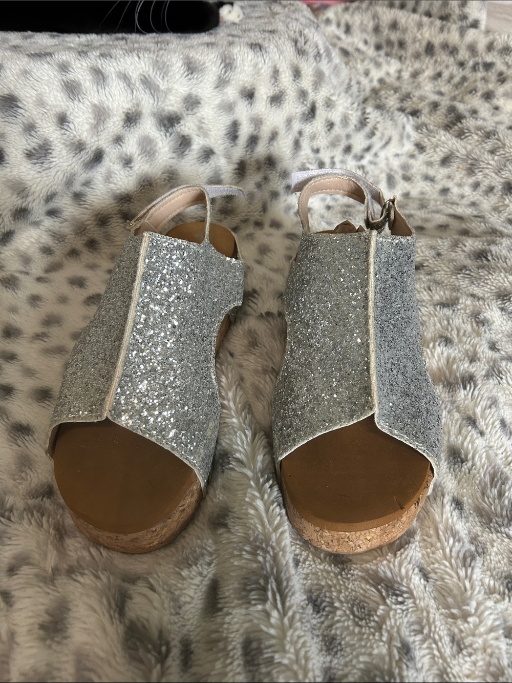 Silver Glitter Open-Toe Wedge Sandals for Women